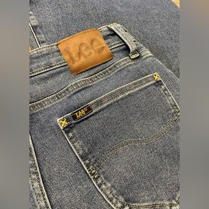 Lee Jeans | High Rise Flare Size 28, Stretch!